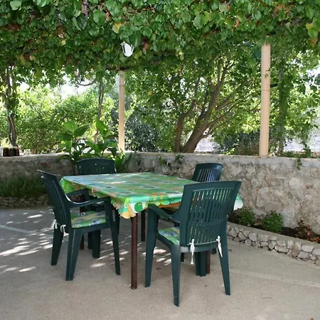 With A Parking Space Bol, Brac - 4659