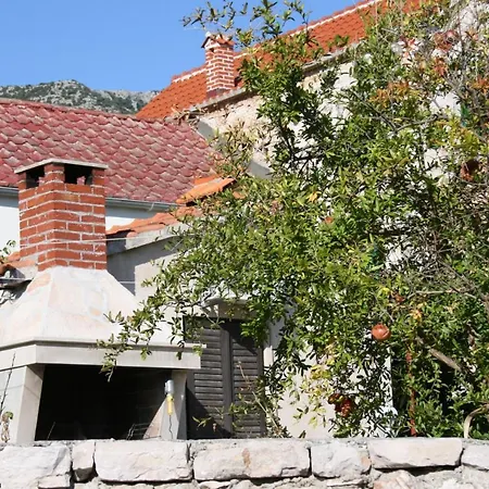 Apartamento With A Parking Space Bol, Brac - 4659 Bol