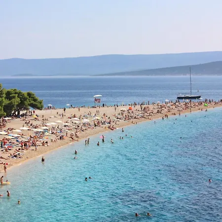Apartamento With A Parking Space Bol, Brac - 4659